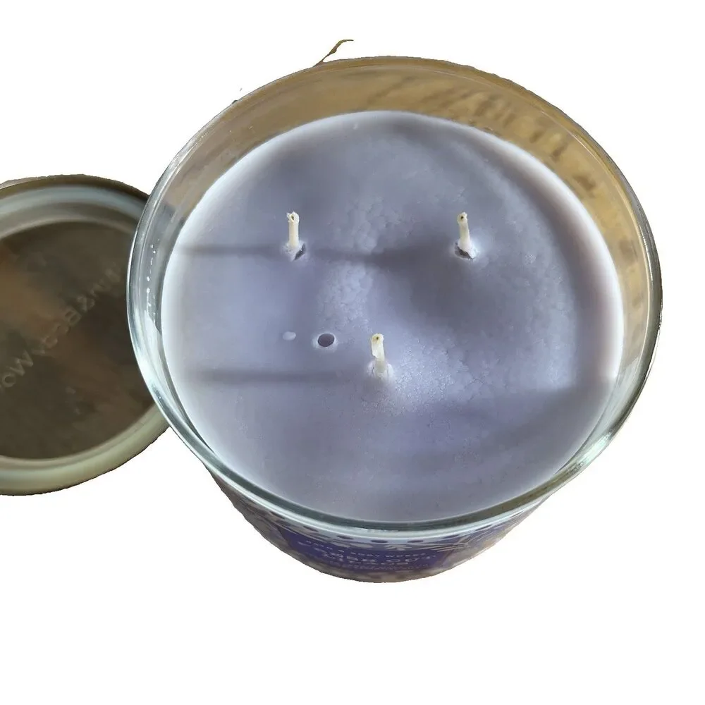 Bath & Body Works Fresh Cut Lilacs Scented 3 Wick Candle Natural Essential Oils - Picture 2 of 4